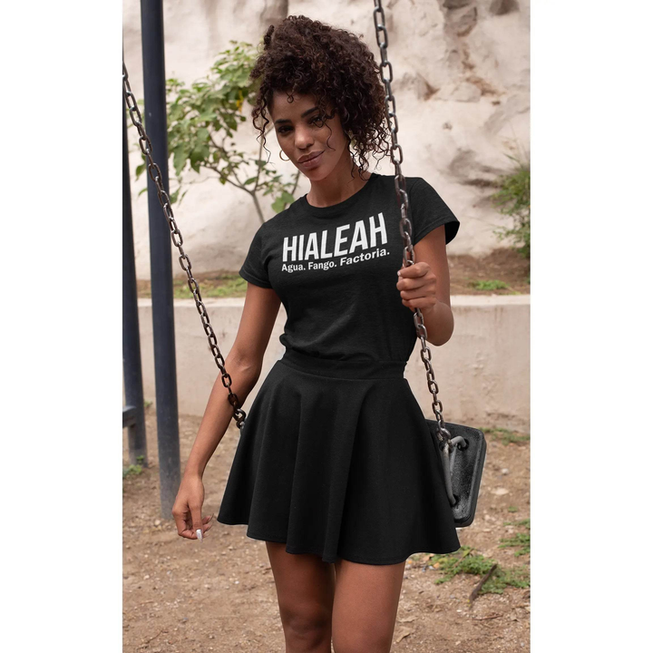 Hialeah Agua Fango y Factoría T-Shirt – Funny Cuban Miami Culture Tee for Men &amp; Women